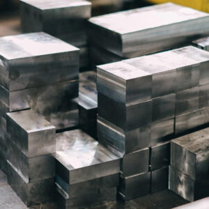 射出成形の金型について紹介！金型製作の流れも